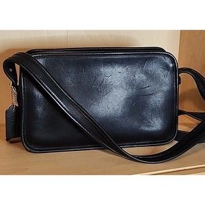 Vintage Coach 9164 Black East West Legacy Compartment Shoulder Bag
